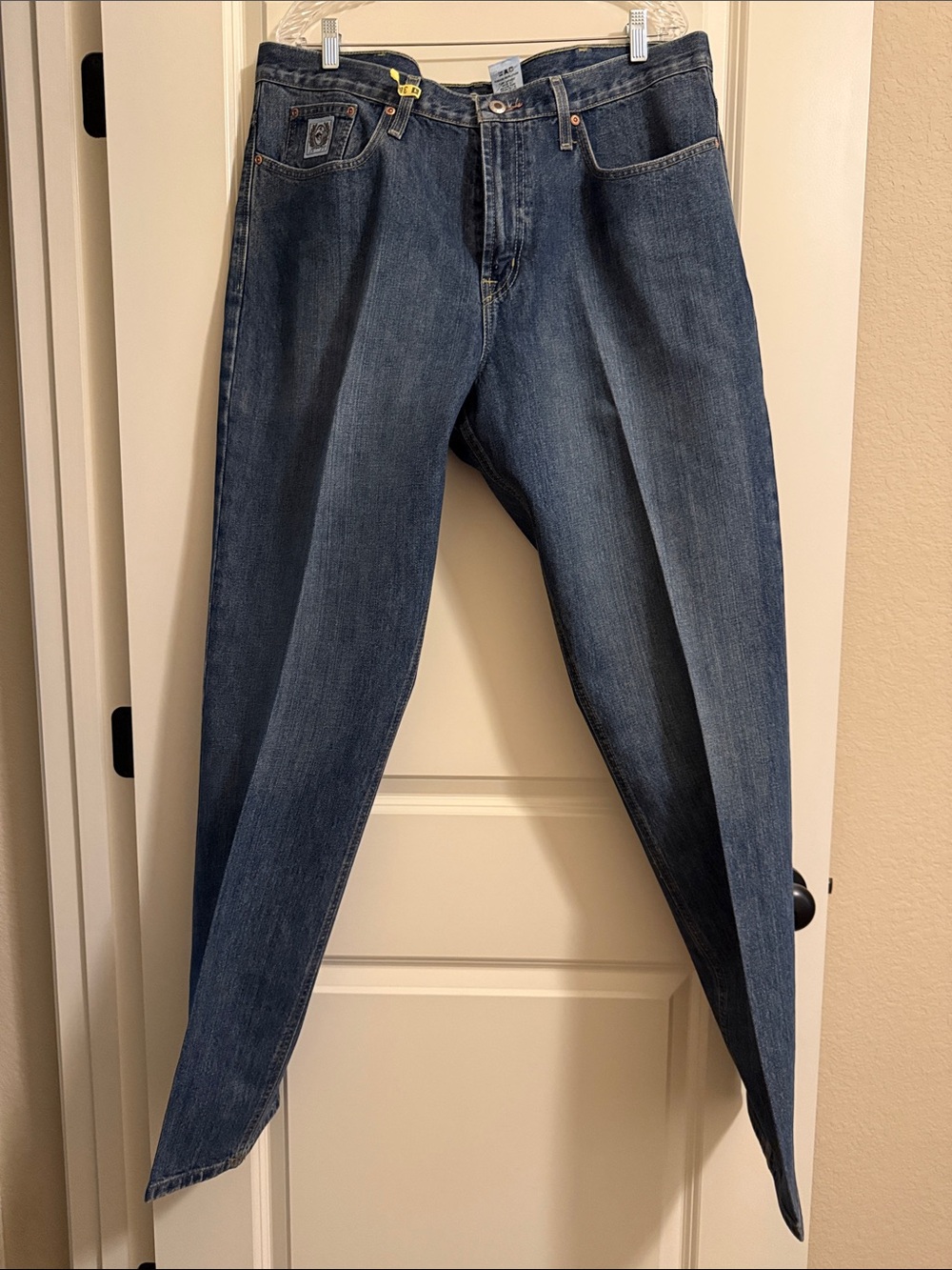 Cinch Men's Bootcut Jeans in Dark Blue Denim 40x34- starched & ready to wear!